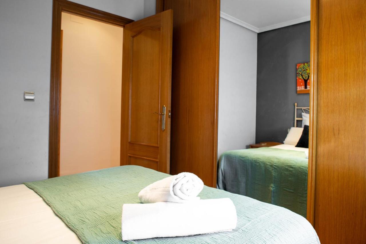 Florit Flats - The Orange Lemon Tree House Villa ลา เอเลียนา ภายนอก รูปภาพ