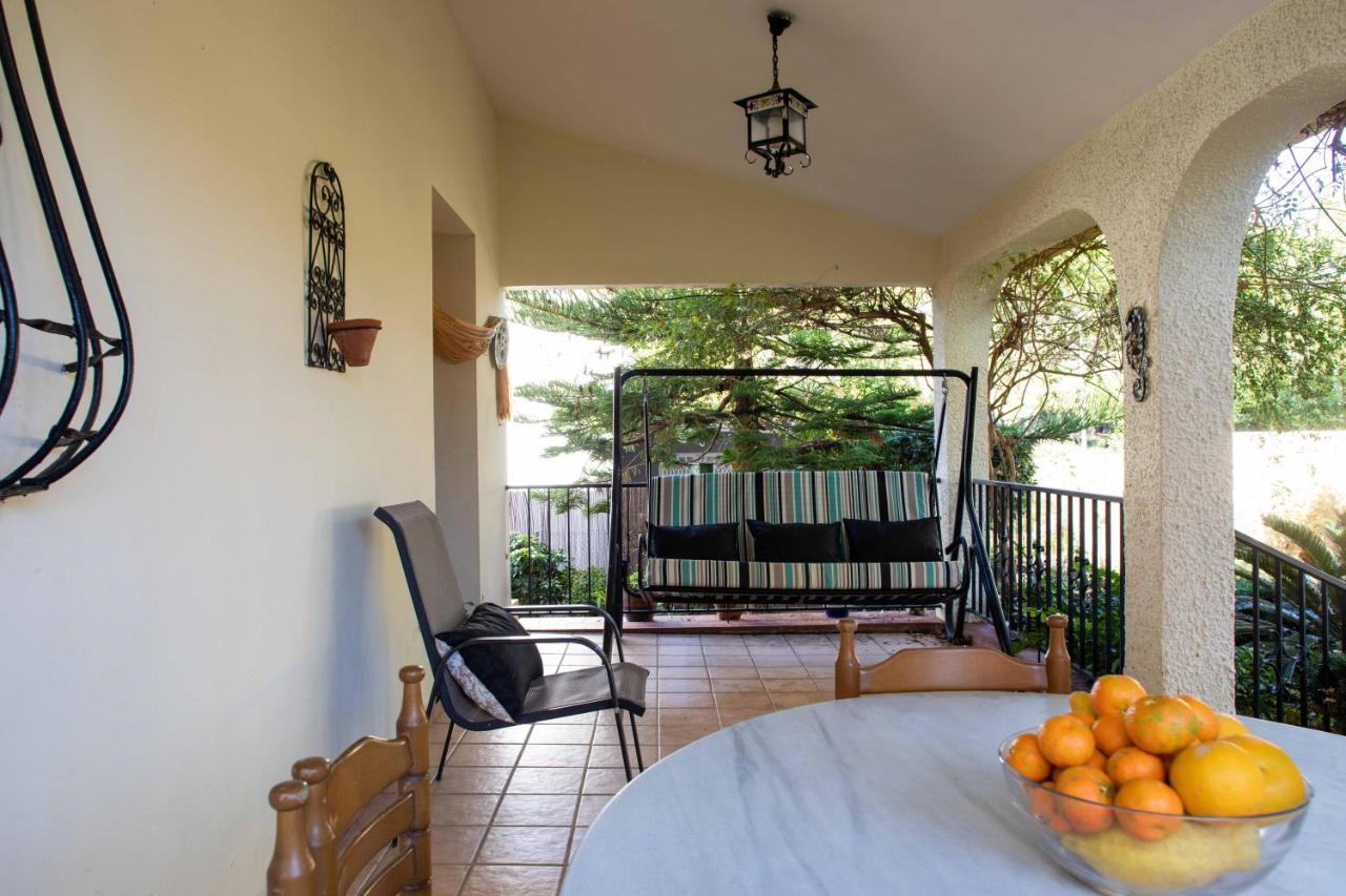 Florit Flats - The Orange Lemon Tree House Villa ลา เอเลียนา ภายนอก รูปภาพ