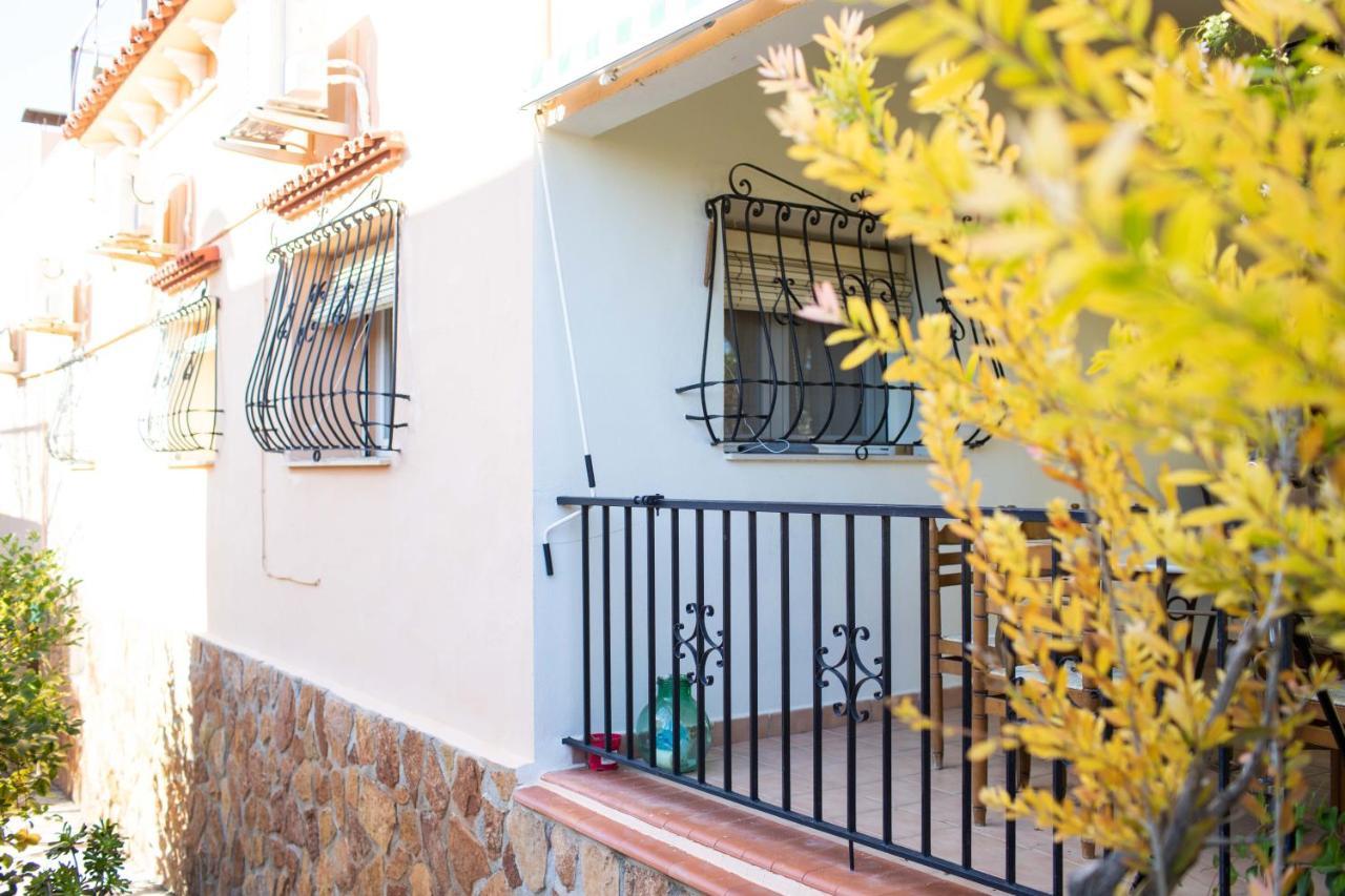 Florit Flats - The Orange Lemon Tree House Villa ลา เอเลียนา ภายนอก รูปภาพ